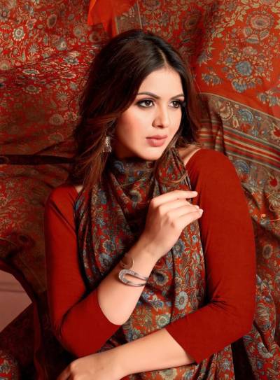 SUSHMA TRADITIONALS 8201A TO 8205C DESIGNER SAREE WHOLESALER IN INDIIA